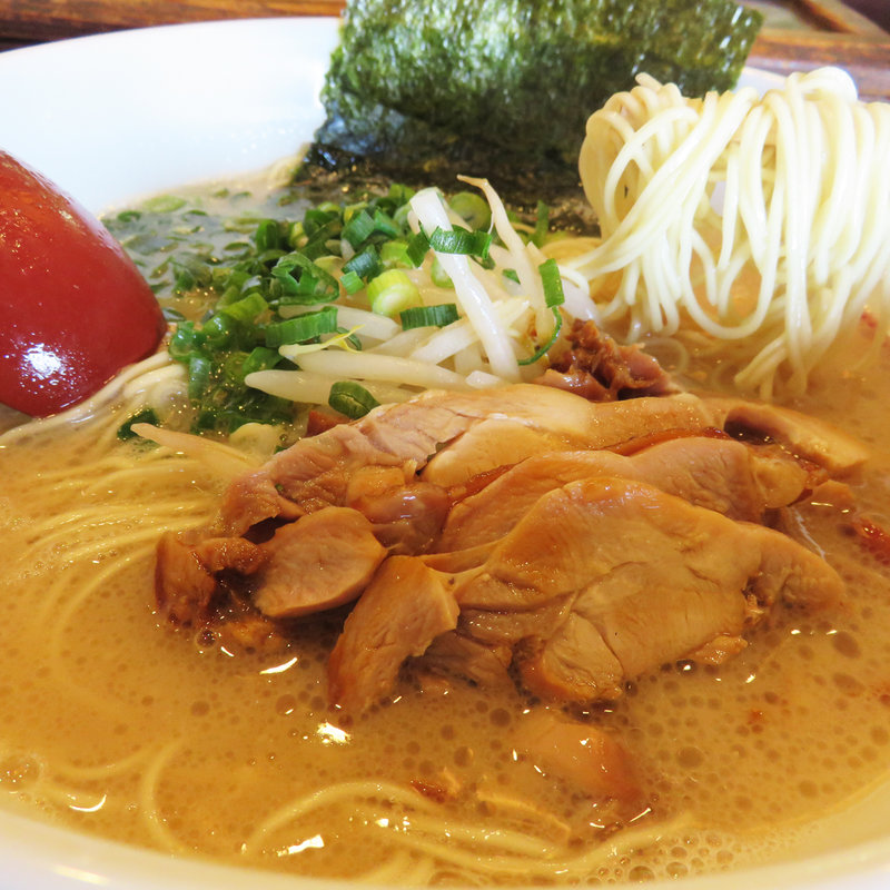 鳥肉めん(ジローメン)(博多らあめん 坫(てん))