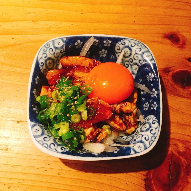 ユッケ(焼鳥くりやま 池袋西口店)