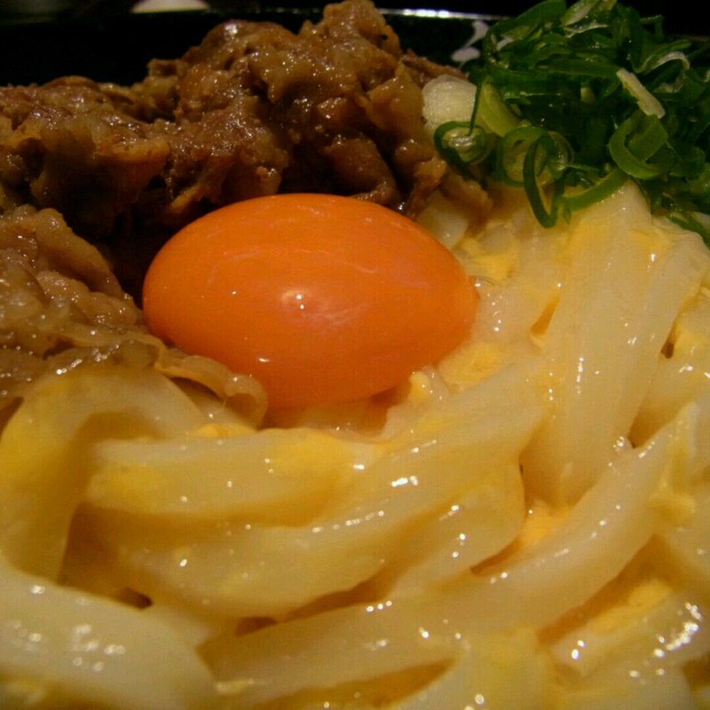 肉釜玉(うどん居酒屋 江戸堀)