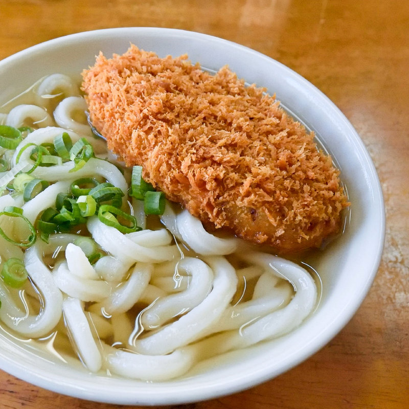 コロッケうどん（かけうどん+コロッケ）(野口うどん （のぐちうどん）)