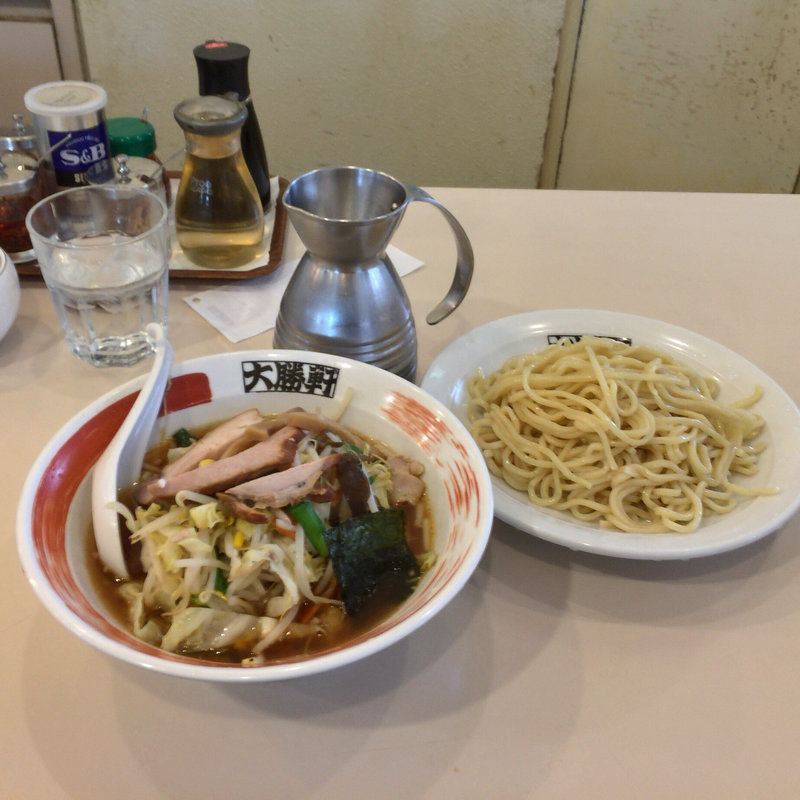 野菜入りつけそば(大勝軒 代々木上原店)