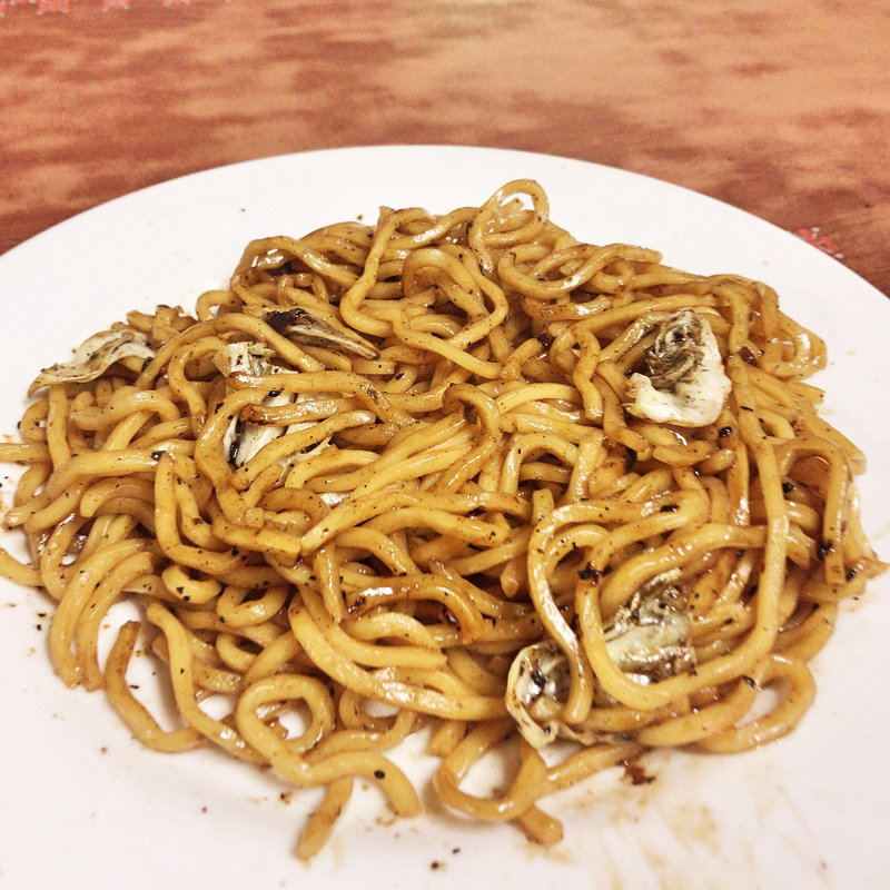 大(やきそばのみどりや)