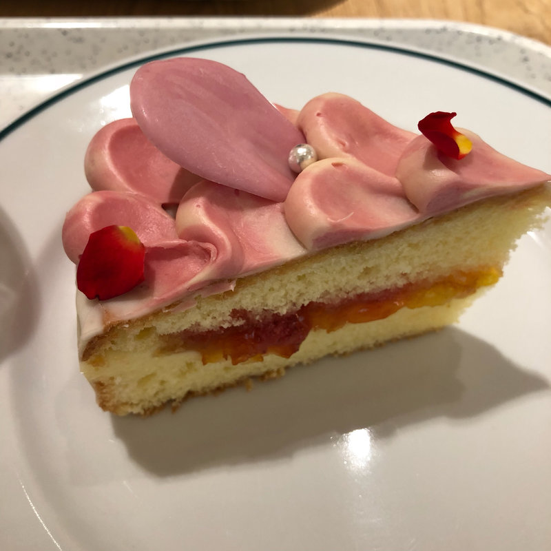 ケーキ(BARBARA GOOD SWEETS TABLE)