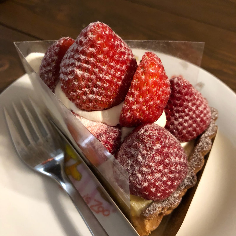 あまおうチーズタルト(Arrow Tree 西宮本店)