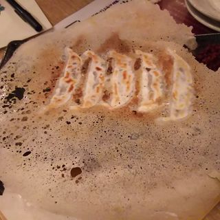 パリパリ羽根付き餃子(博多満月 武蔵小杉店)