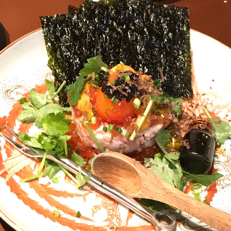 うにいくら痛風生つくね(BIRD MARKET ガストロ酒場 ねぎま)