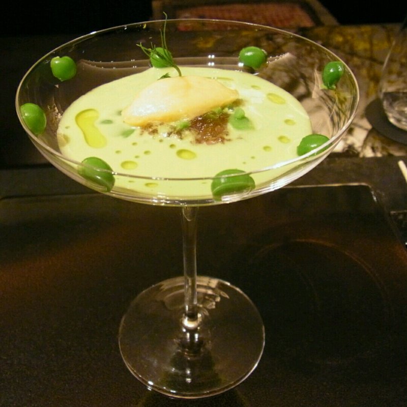 ずわい蟹とうすい豆の冷製スープ(祇園 呂色)