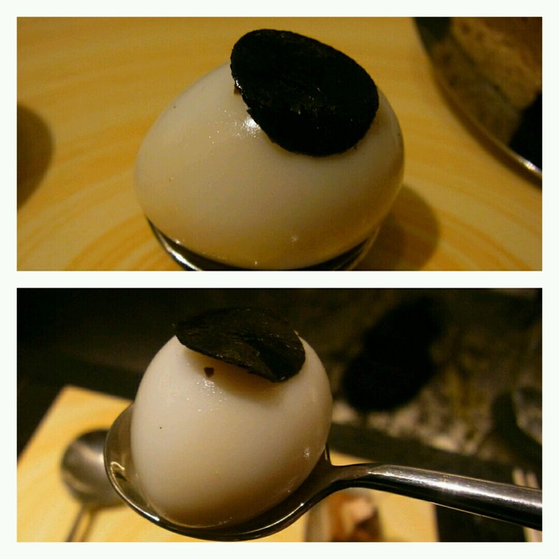 うずらの卵の燻製トリュフ仕立て(祇園 呂色)