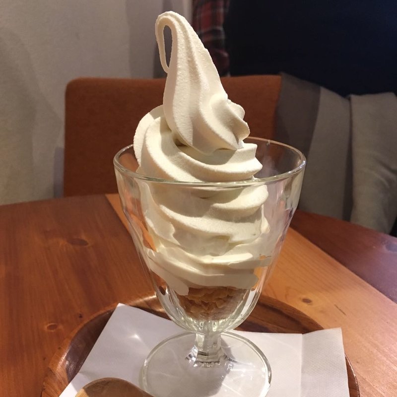 濃厚ソフトクリーム　シリアルカップ(NonoHito)