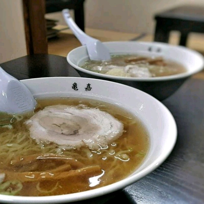 佐野ラーメン(佐野らーめん 亀嘉 （かめよし）)