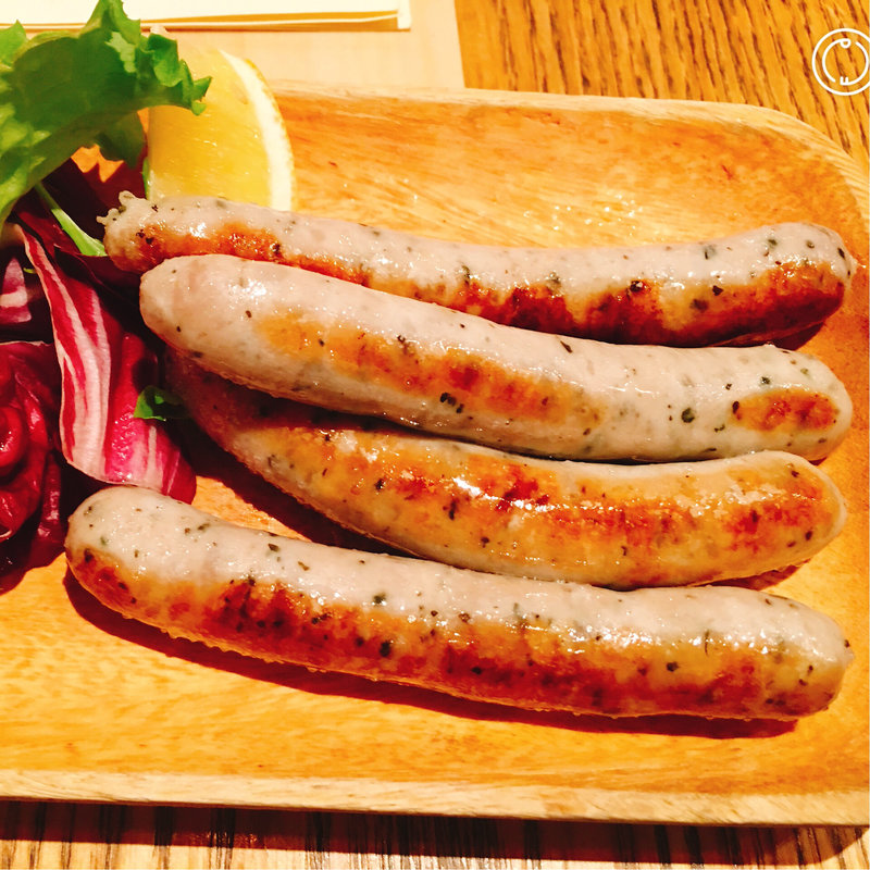 茶味豚ハーブソーセージ(自家製生パスタ 自家製ソーセージ竹井屋 天満橋店 )