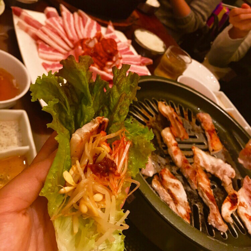 サムギョプサル食べ放題(吾照里(オジョリ) 横浜ポルタ店)