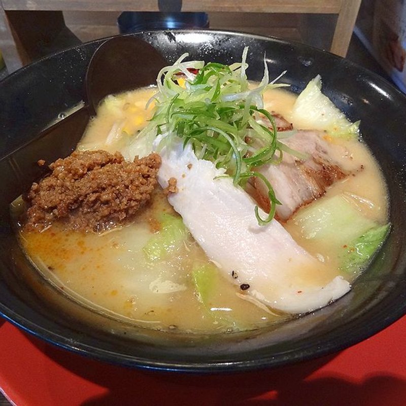 盛りもり味噌ラーメン(岡倉)
