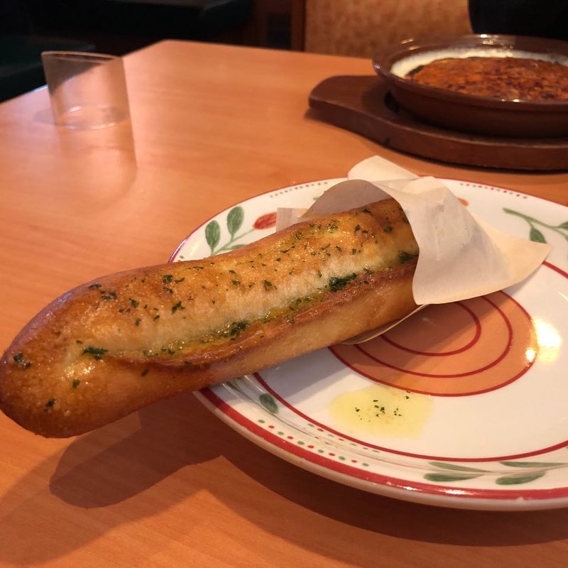 ガーリックトースト(サイゼリヤ サミット成城店)