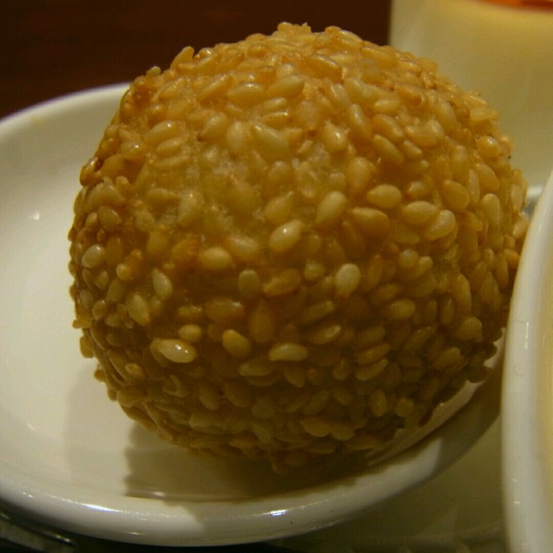 ごま団子(水蓮月 （ロータスムーン）)