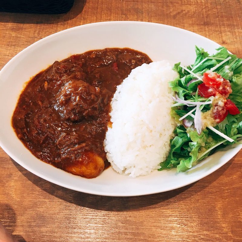 トドス特製！黒毛和牛すじ肉ときたあかりの欧風カレー(ビストロ グリル トドス ColetteMare みなとみらい店 )