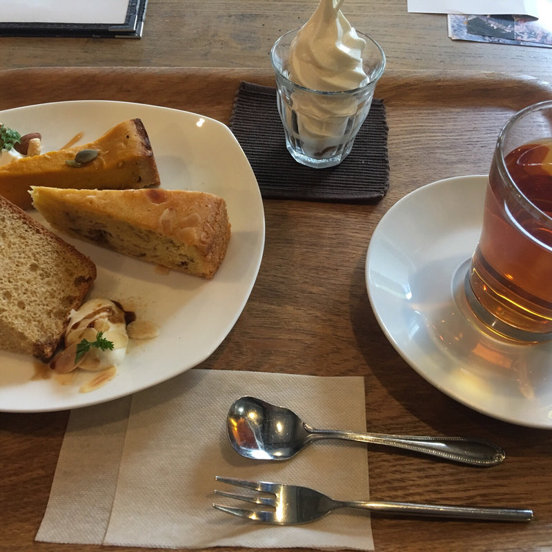 デザートプレート(cafe TRES)