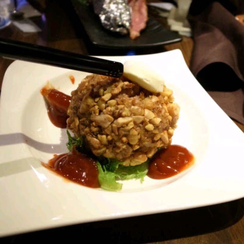 ばくだんいわの火の玉コロッケ(LUIDA'S BAR （ルイーダの酒場）)