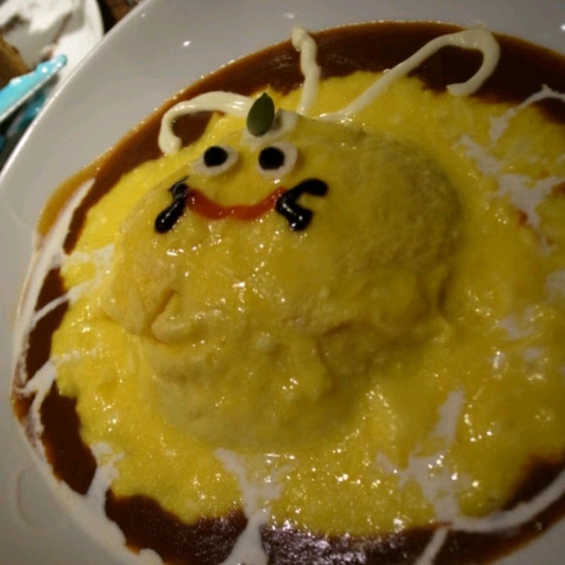 ゴールデンスライムのデミオムライス(LUIDA'S BAR （ルイーダの酒場）)