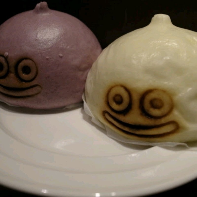 スライム肉まん・スイートポテトまん(LUIDA'S BAR （ルイーダの酒場）)