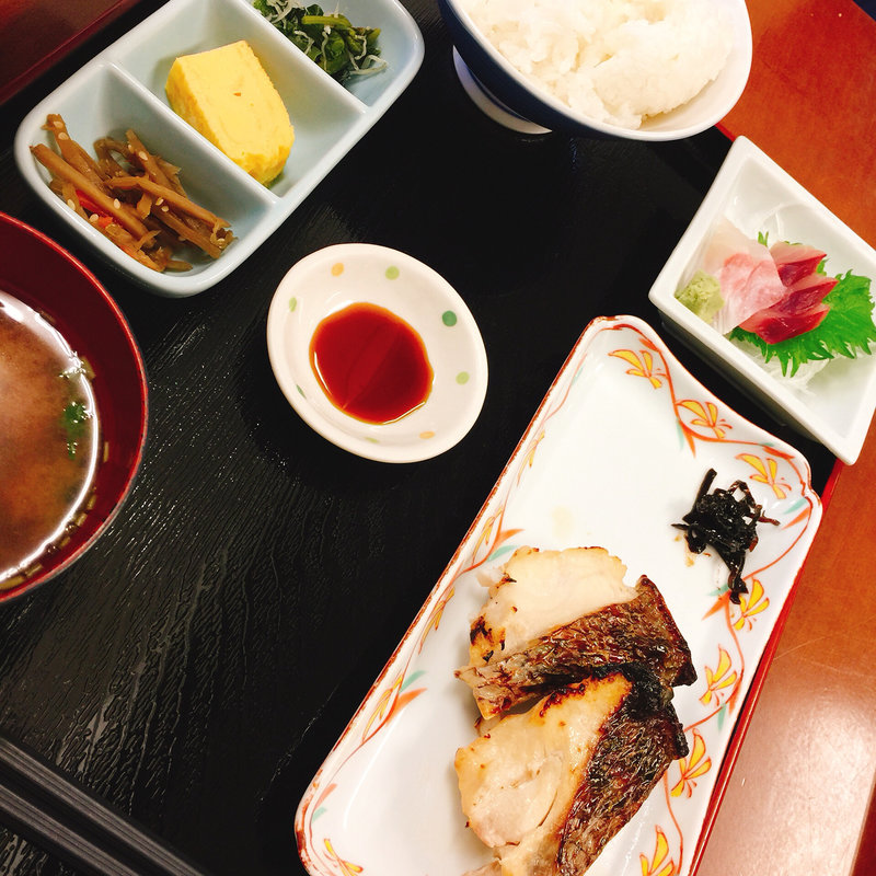 日替わりランチ  限定     真鯛西京焼き(おさしみや )