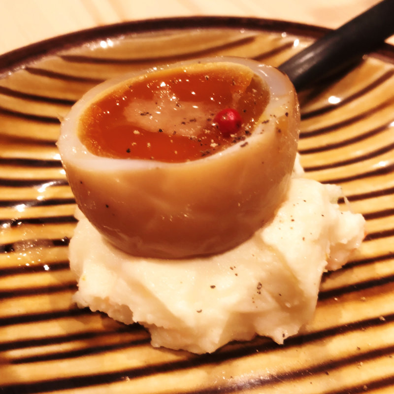 2種のじゃが芋とトローリ燻製卵のポテトサラダ(食堂えぶりお )