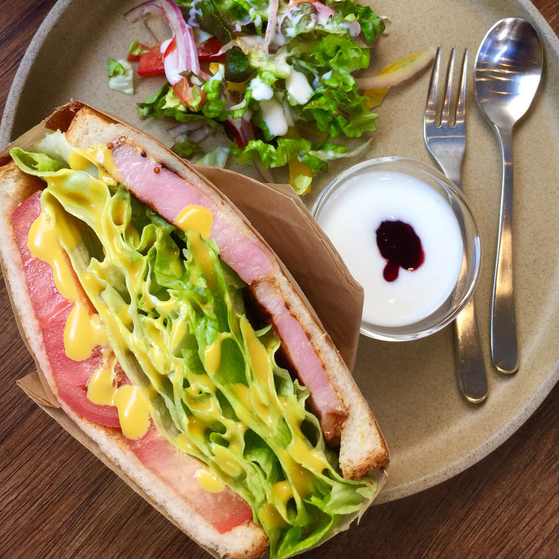 BLTグリルサンドイッチ(COZY Coffee Spot)