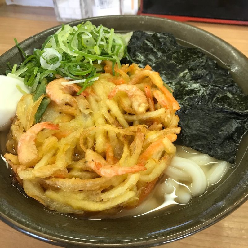 花巻うどん(野菜かき揚げ)(牧のうどん 加布里本店)
