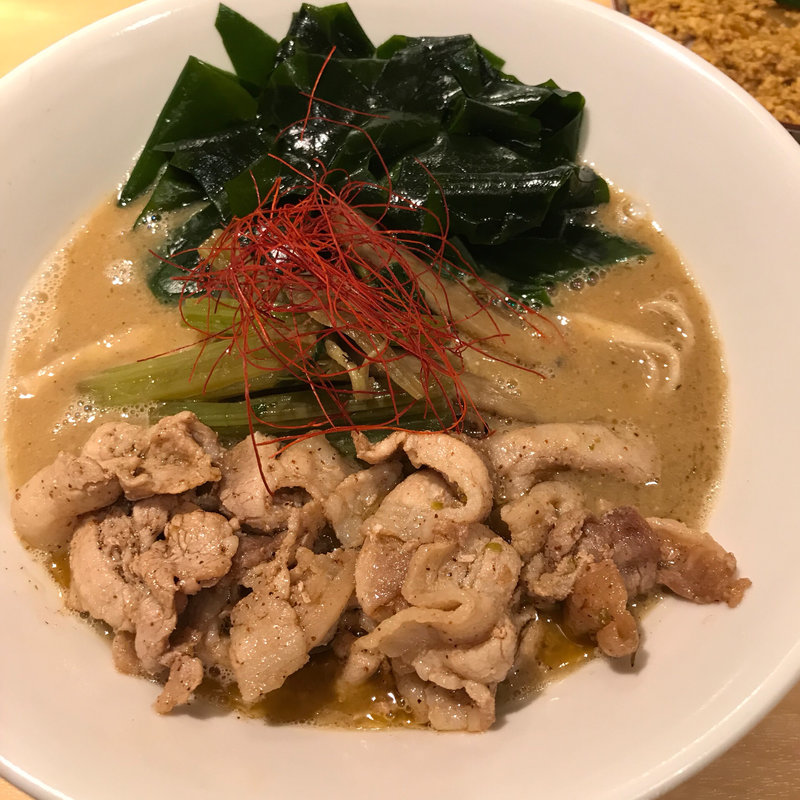 特製味噌わかめそば(饗 くろ㐂)