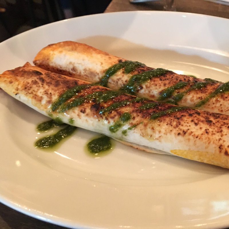 薄焼きマルゲリータピッツァ 春巻き仕立て(MI CASA)