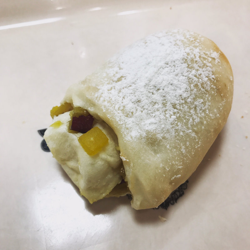 おいもパン(ポンパドウル 亀有店)