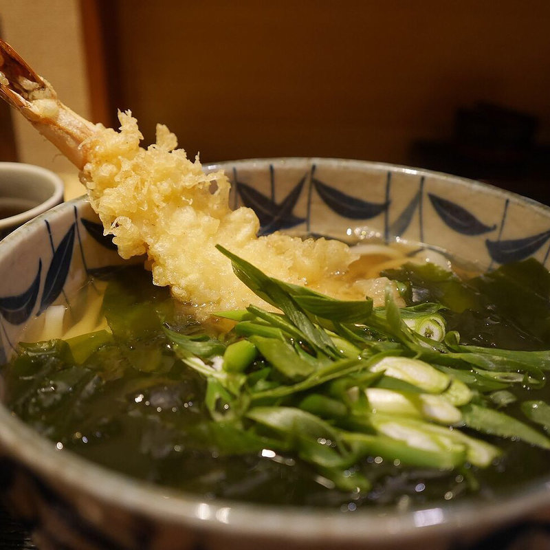 えび天わかめうどん(うどん 千代)