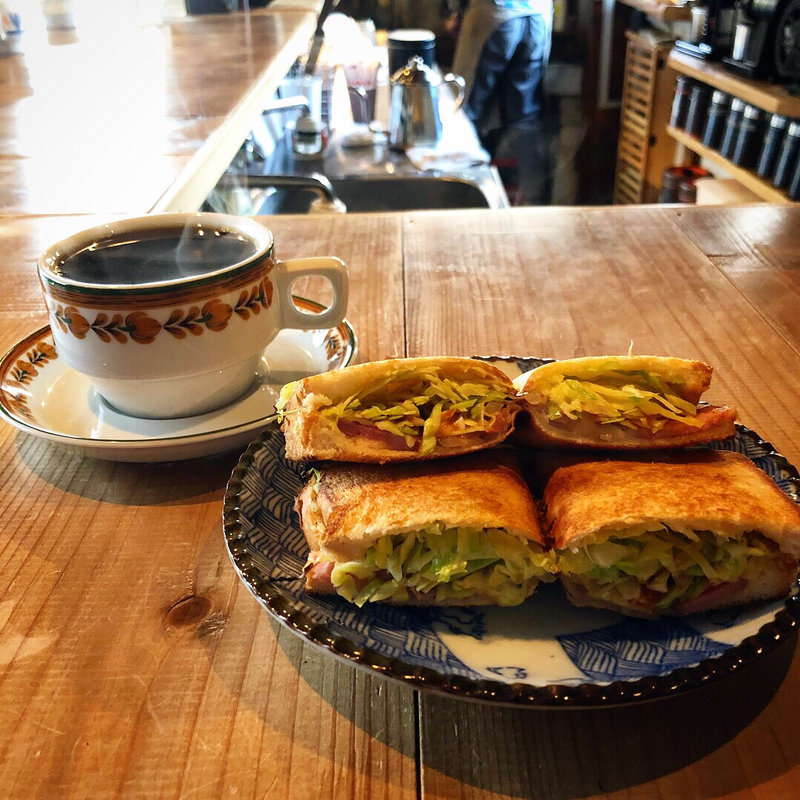 ホットサンド(珈琲 二条小屋 （ニジョウコヤ）)