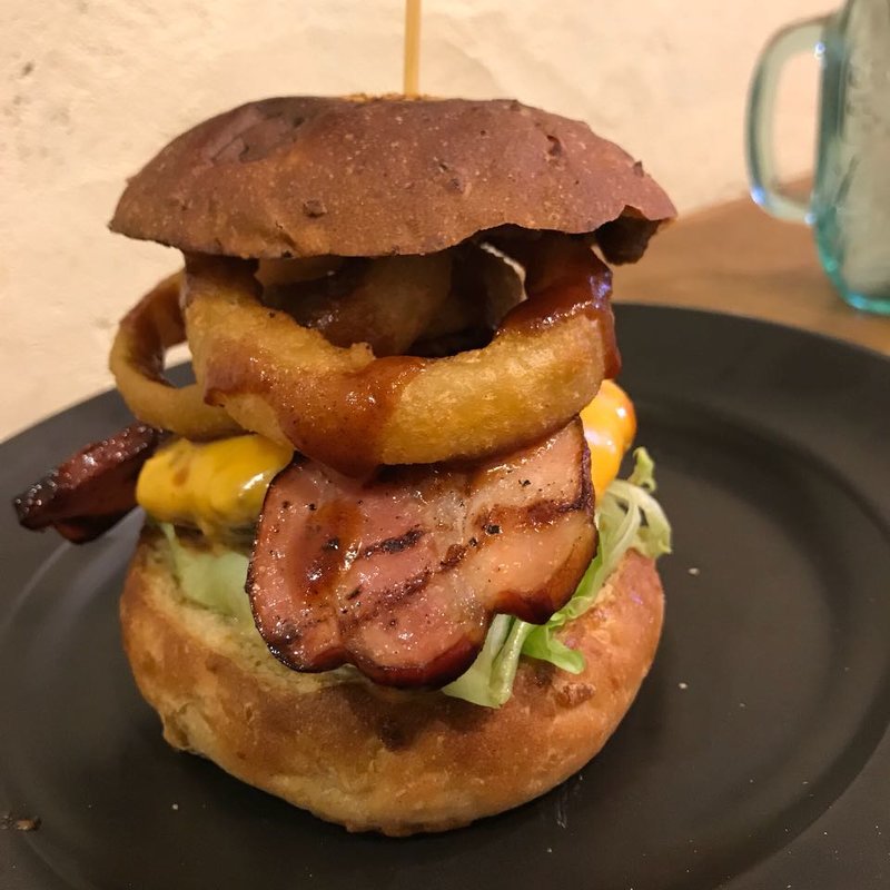 マンリーバーガー(Sunchago Burgers)