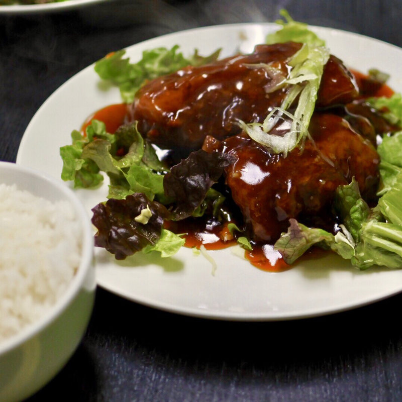 黒酢の酢豚サラダ添え(中国料理 四川屋 一創)