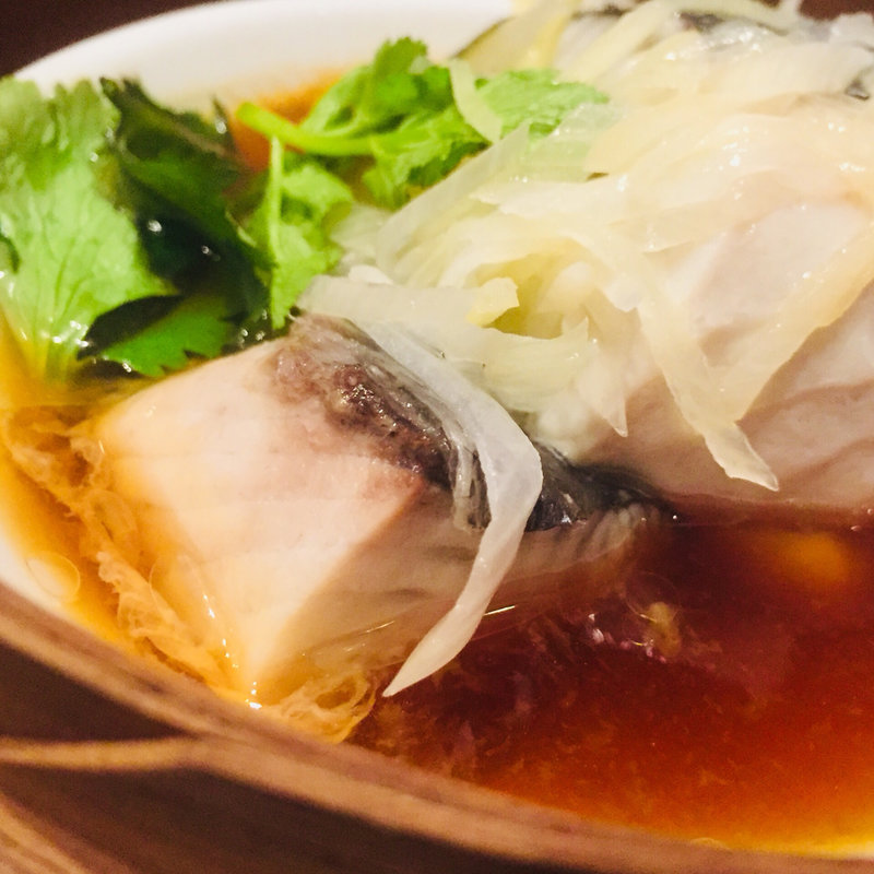鰆の清蒸(老上海 香蔵 （ラオシャンハイ コウゾウ）)