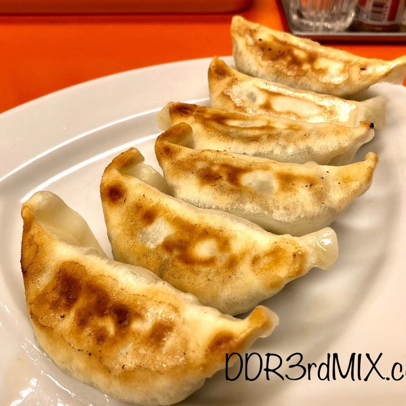 餃子(ニュータンメン )