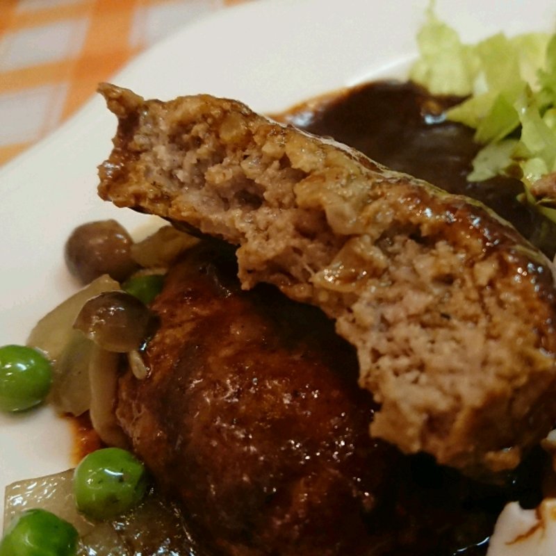 牛ハラミとハンバーグ 目玉付き(ロミー （ROMMY）)