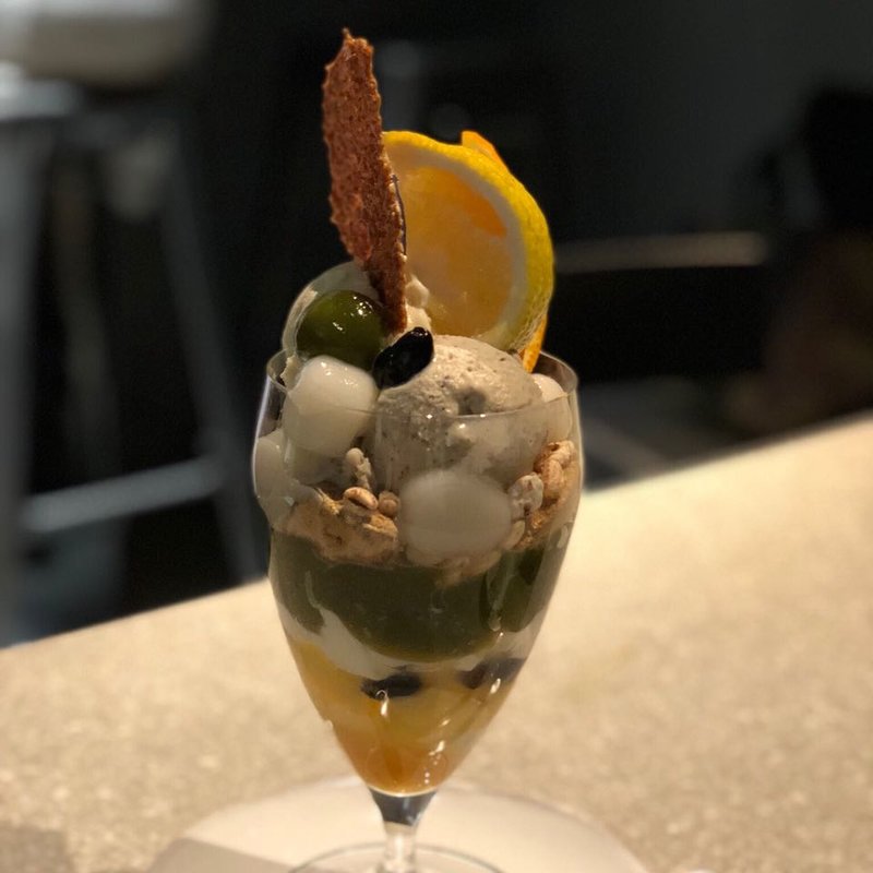 パルフェ(PATISSERIE ASAKO IWAYANAGI)