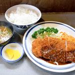 豚カツ定食(ベル )