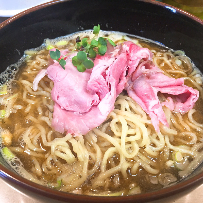 煮干しラーメン青(煮干ラーメンとローストビーフ パリ橋)