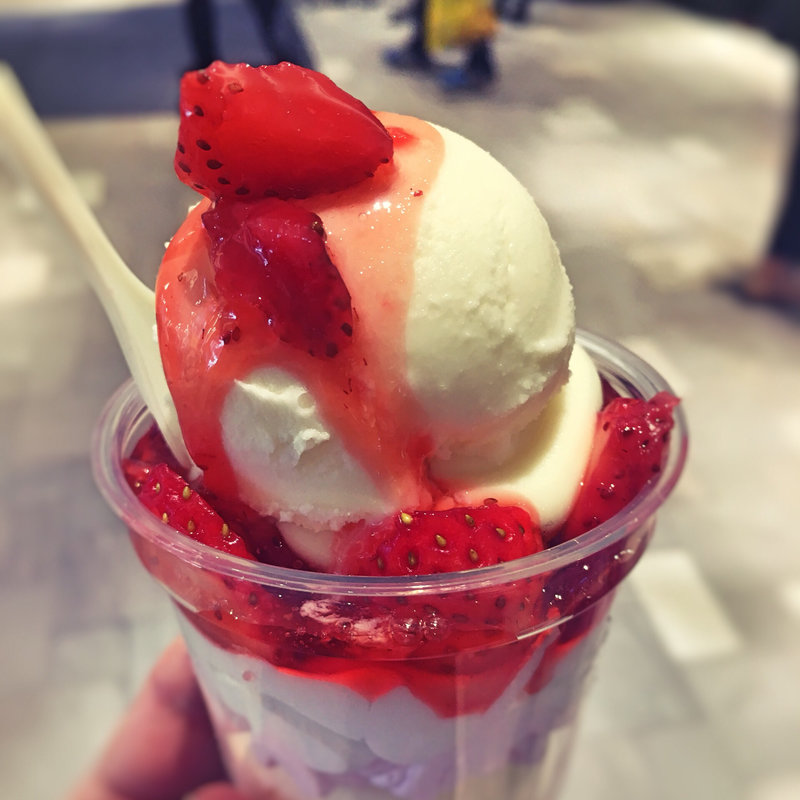 ベリーフロマージュパルフェ(ディッパーダン 博多マルイ店)