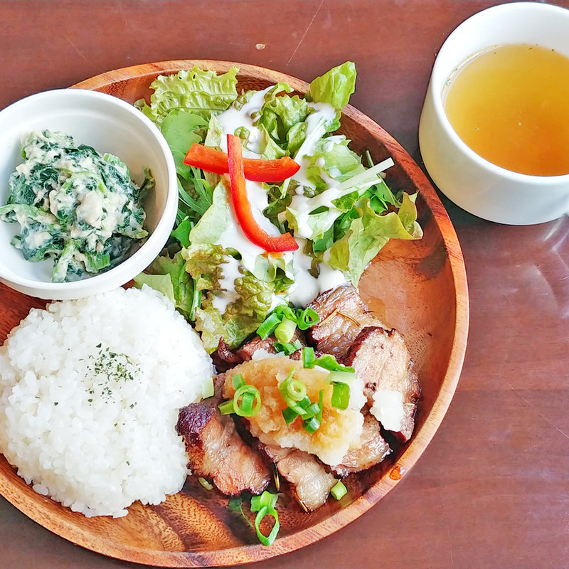 炙り豚バラのおろしポン酢のせ(チアー カフェ （Cheer Cafe）)