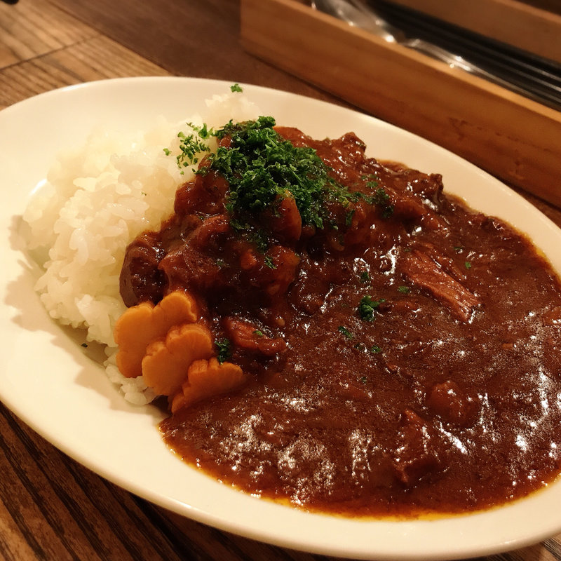 まかないカレー(スミヤ ピン （SUMIYA PINN）)