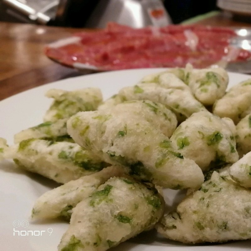 ゼッポリ(酒飲めイタリアン　マカロニ )