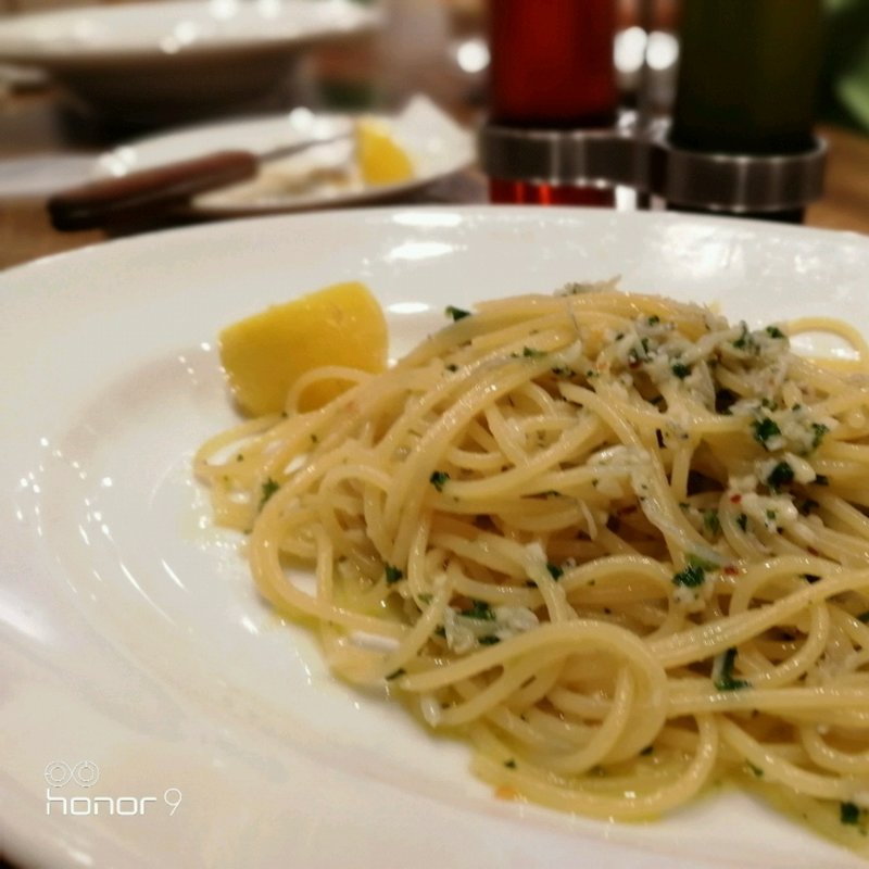 レモンとしらすのパスタ(酒飲めイタリアン　マカロニ )