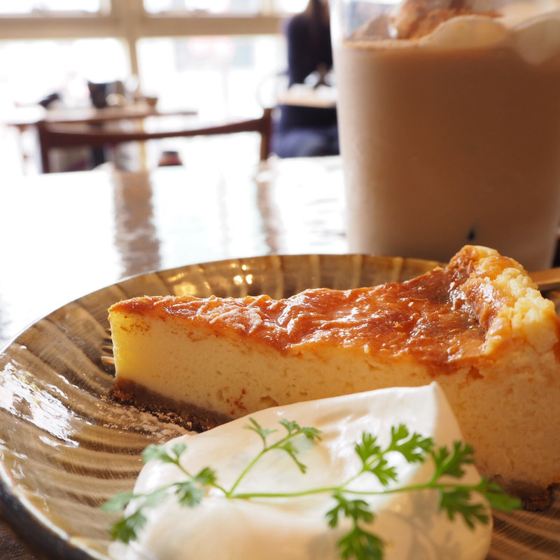 ベイクドチーズケーキ(tea room mahisa 元町店)