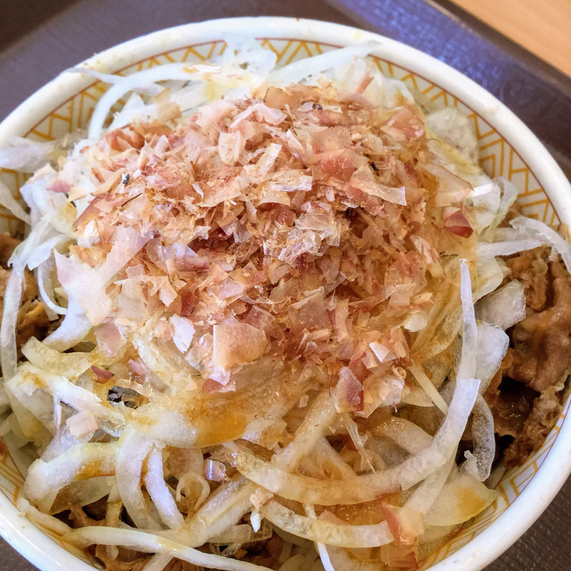 シャキっと和風オニサラ牛丼(すき家 蒲郡三谷北通店 )