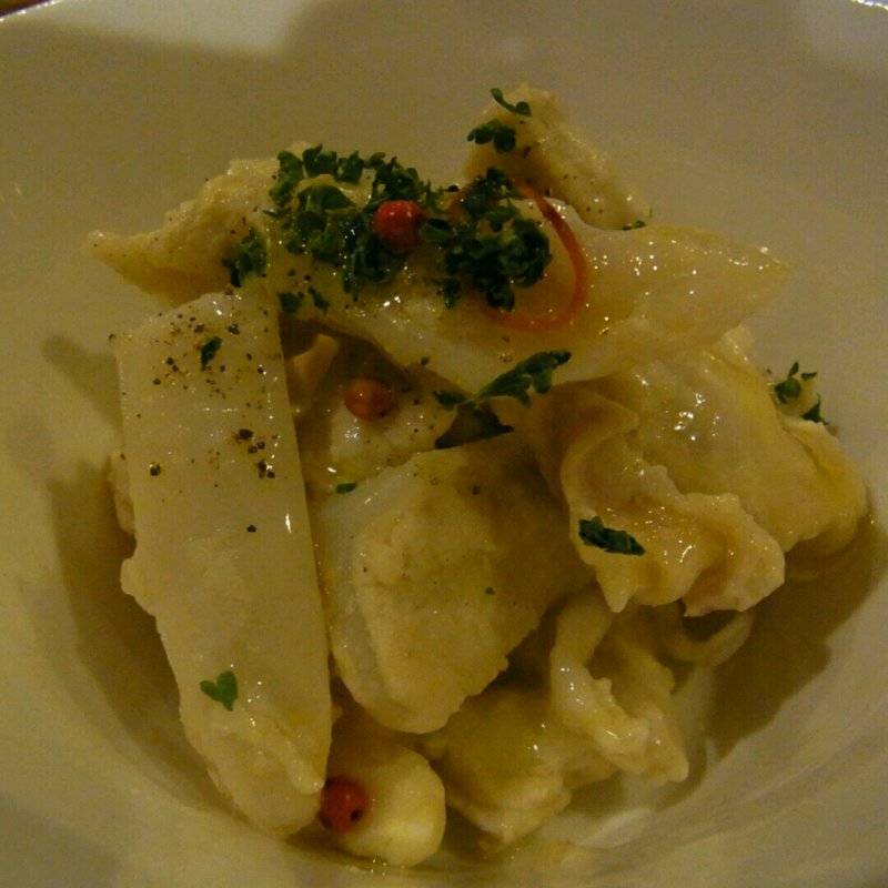 ヤゲンナンコツの冷製アーリオオーリオ(et Patati et Patata エパタティエパタタ)