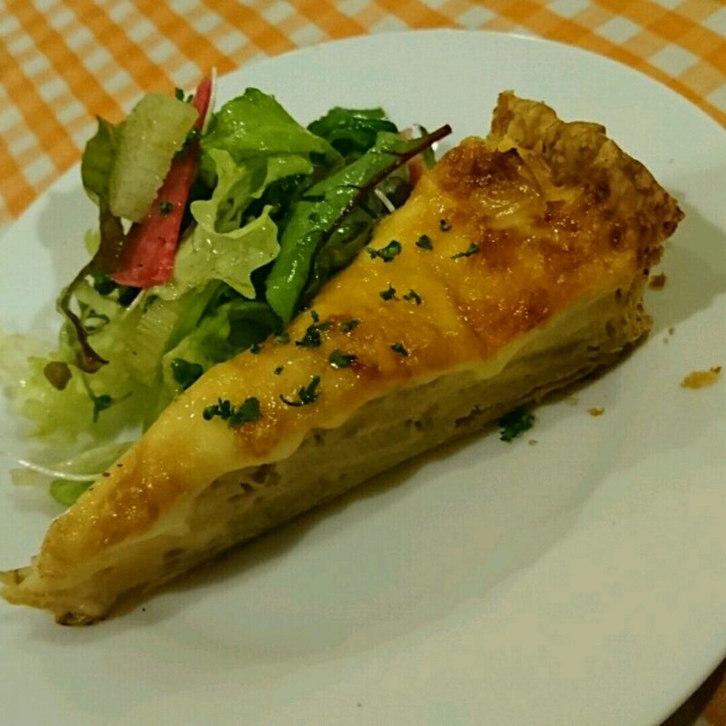 たけのことベーコンのキッシュ(et Patati et Patata エパタティエパタタ)